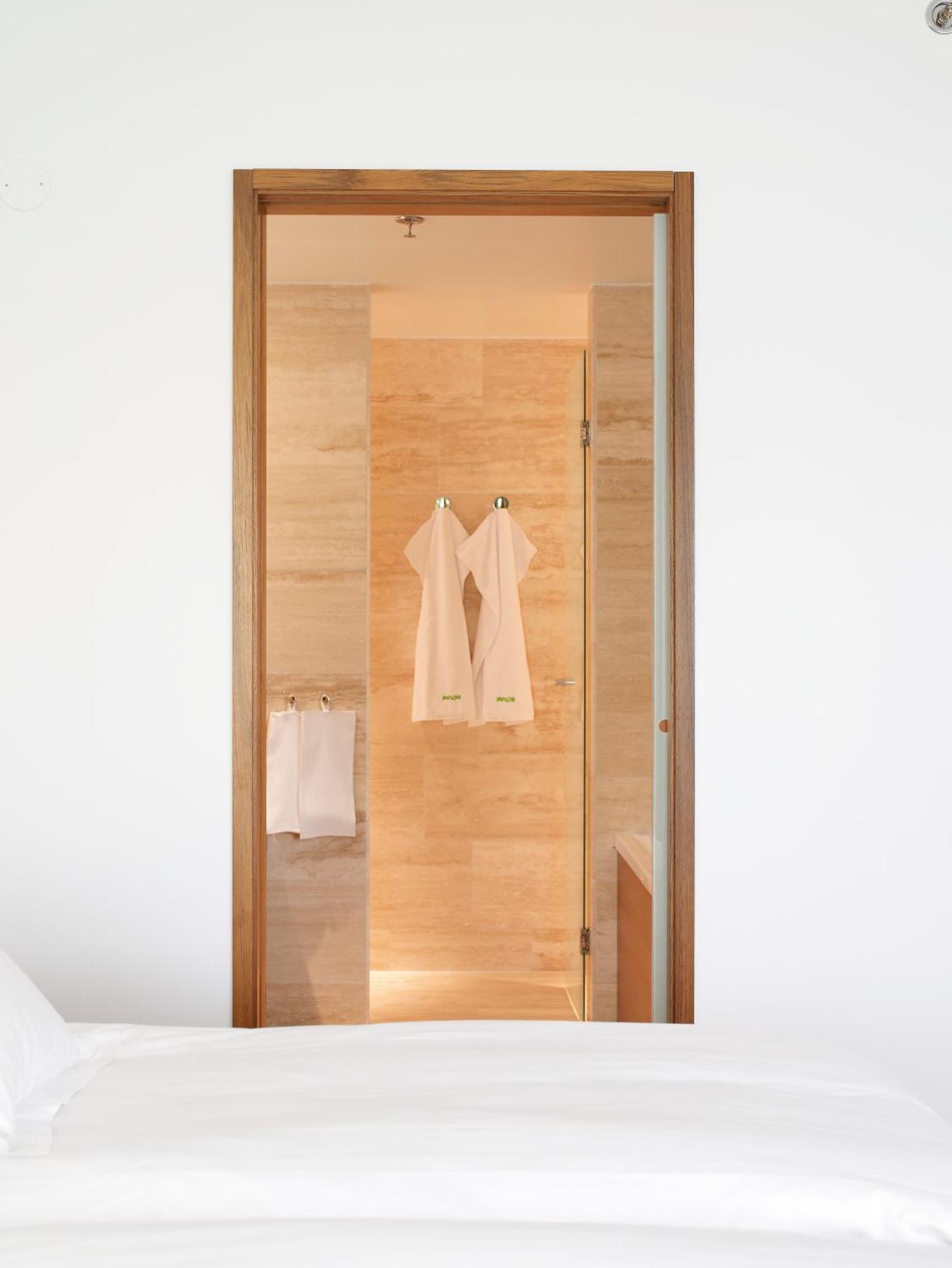 Hotell Avalon 4*