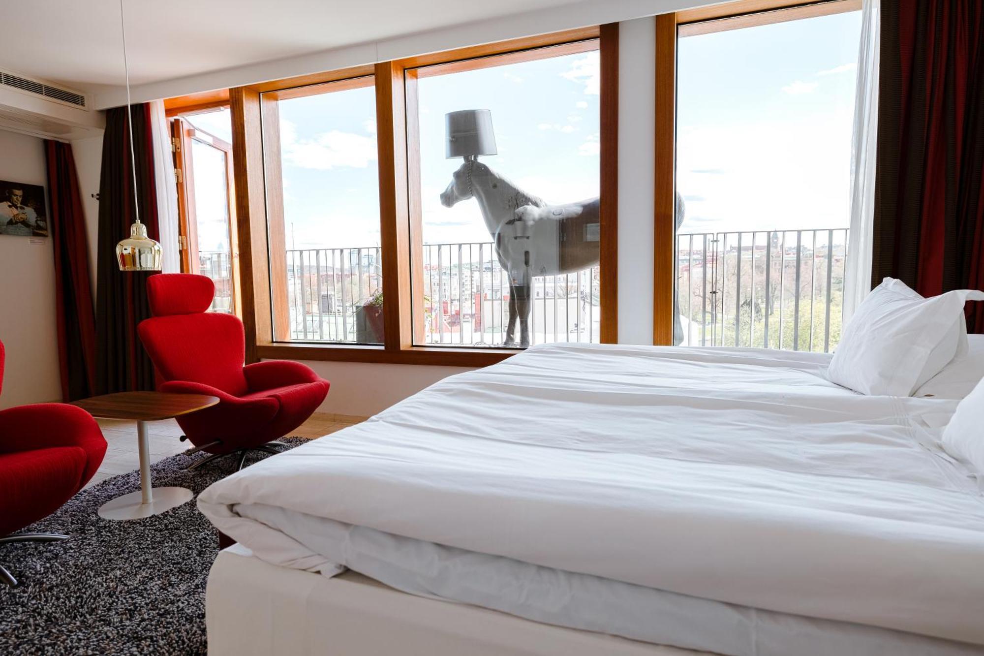 Avalon Hotell