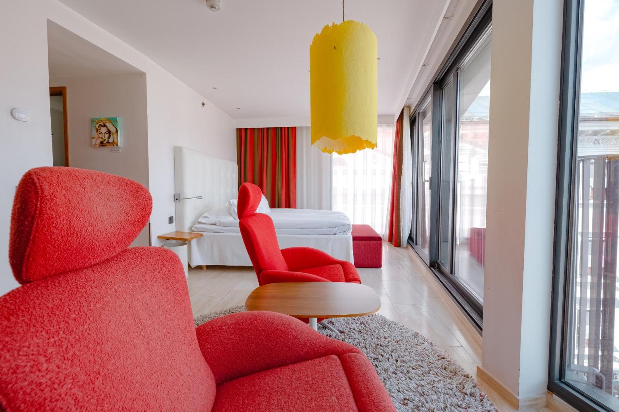 Hotell Avalon 4*