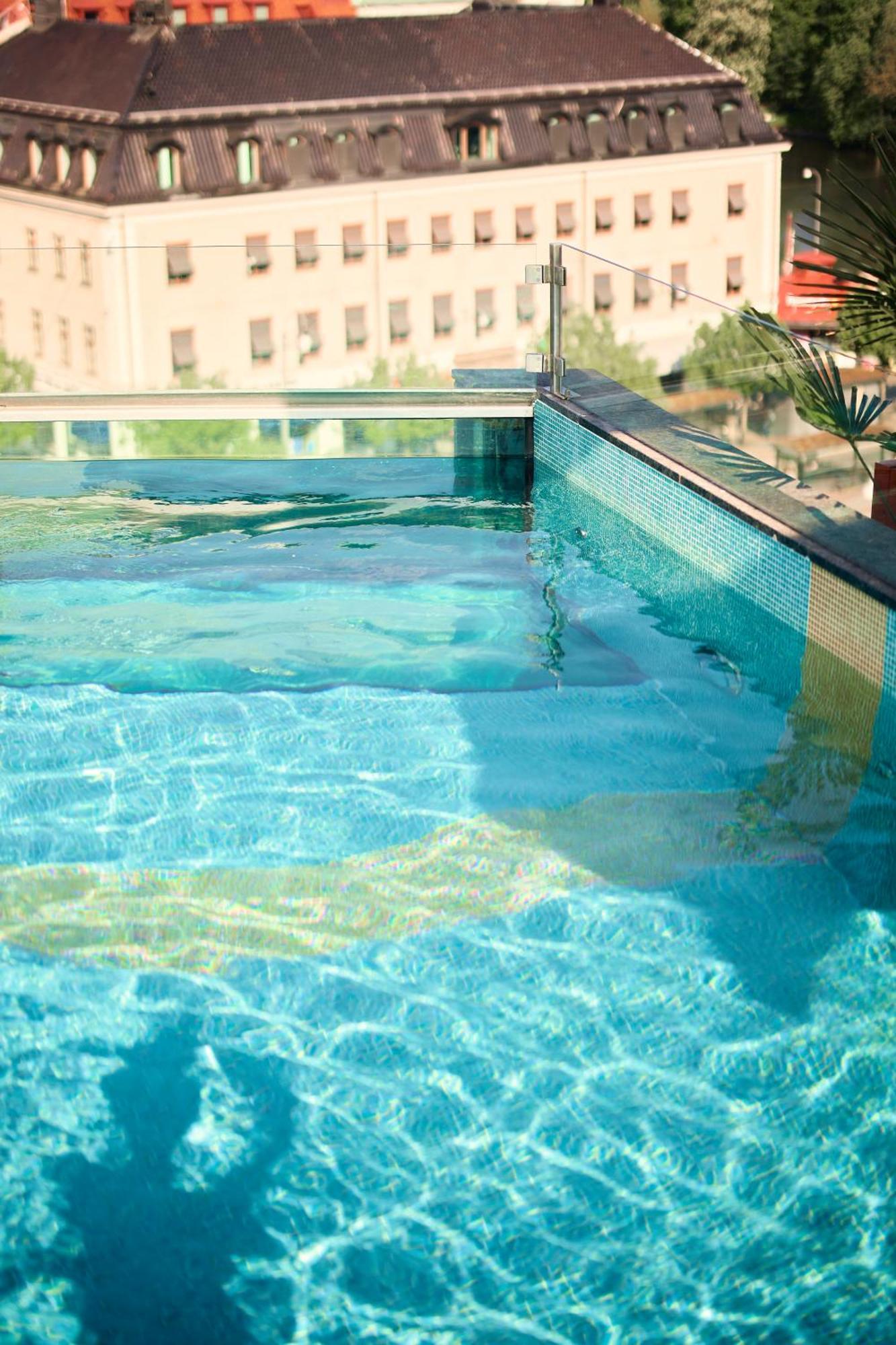 Hotell Avalon 4*
